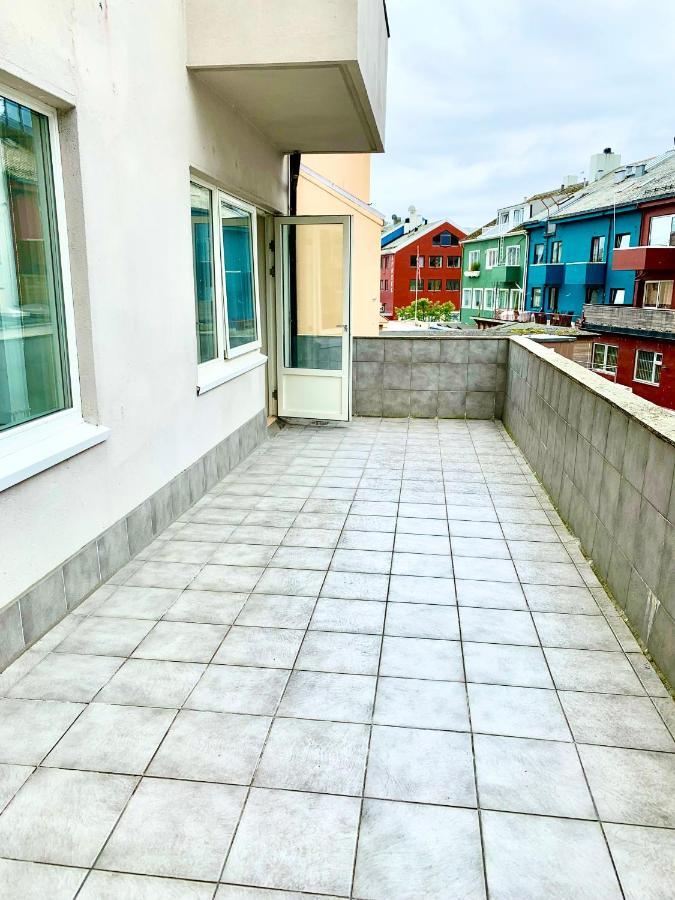 Fin Leilighet, Midt I Hjertet Av Kristiansund. Apartment Exterior photo